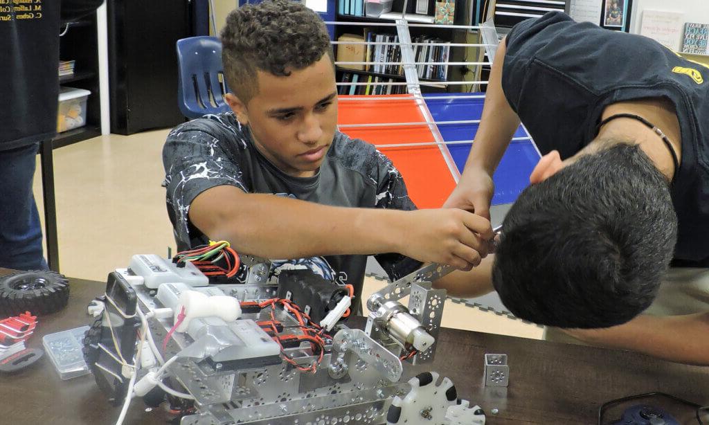 HS Robotics cropped